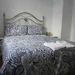 The Country Roads Inn